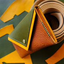 Load image into Gallery viewer, Flatlander Envelop Clutch