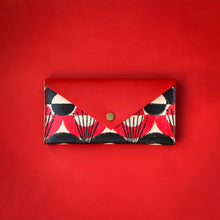 Load image into Gallery viewer, Flatlander Envelop Clutch (featuring original block print by Beenanza Design)