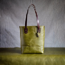 Load image into Gallery viewer, The Vermonter Tote